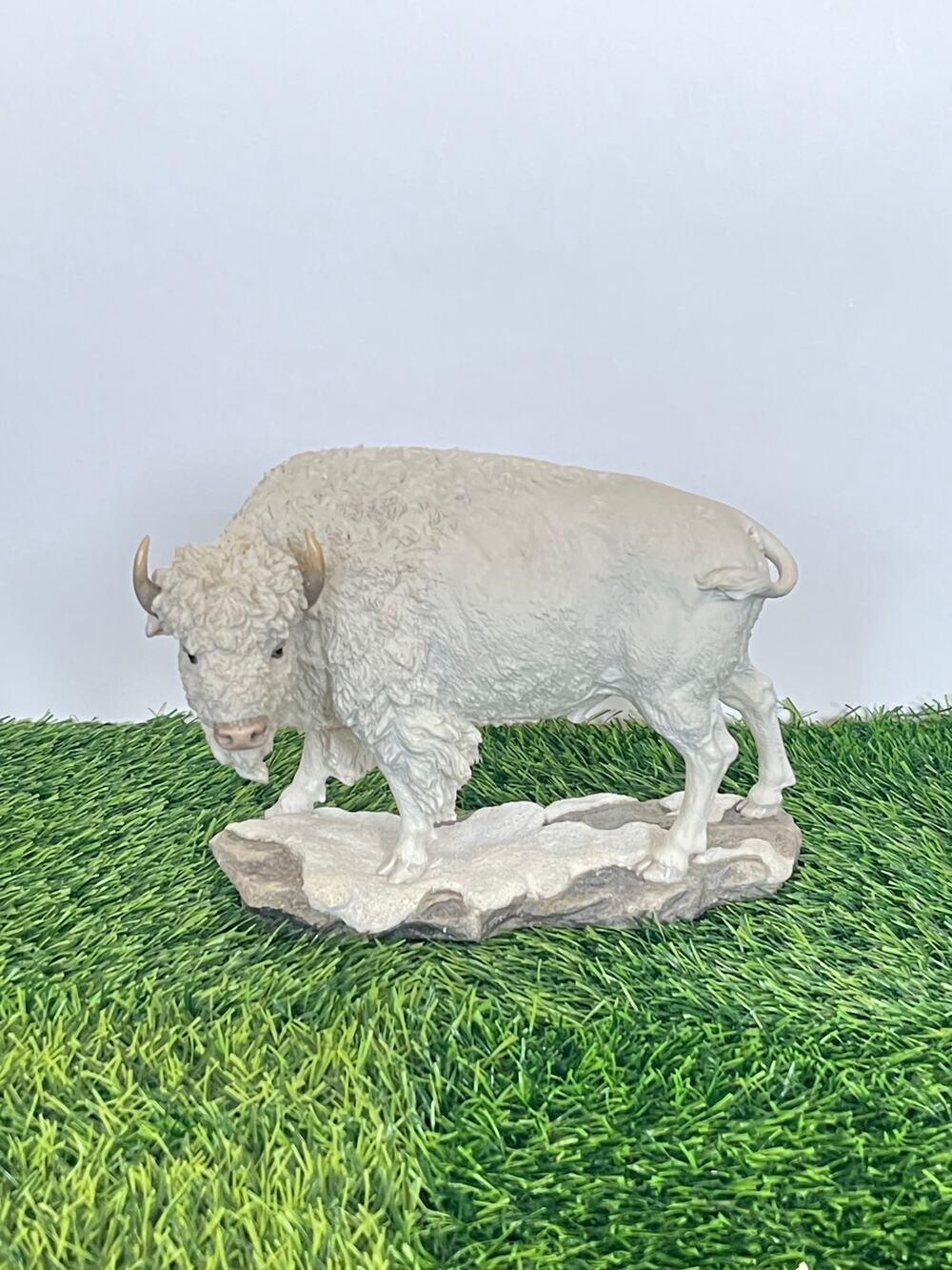 NIB Studio Collection White Buffalo Sculpture